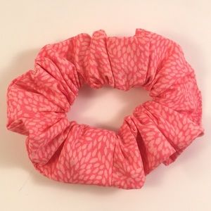 Pink Scrunchie💕